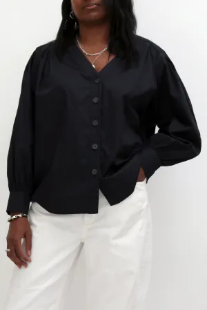 BUTTON FRONT TIE-WAIST BLOUSE