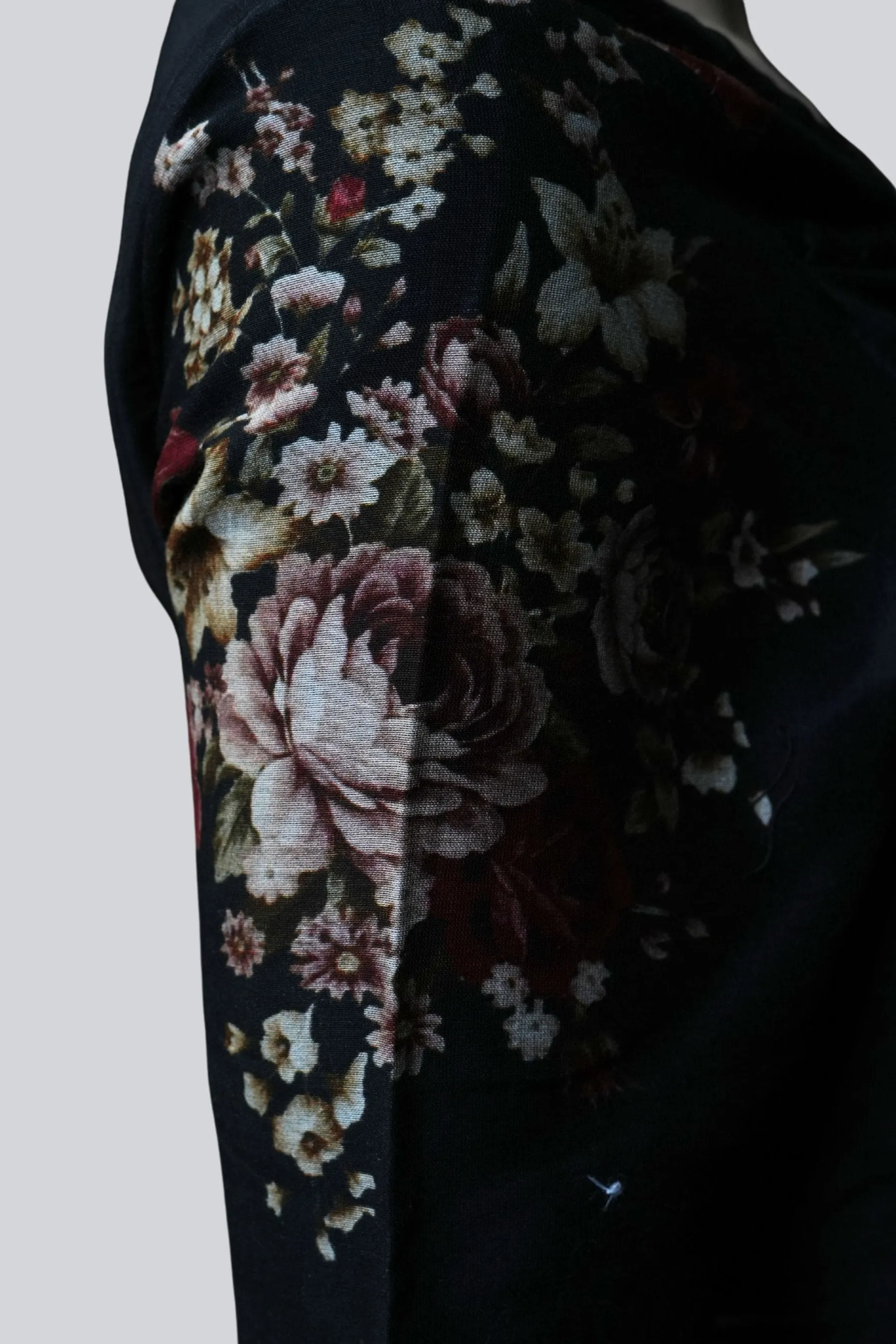 Chic Comfort: JCS Exclusive Digital Print Front Open Blouse in Soft Cotton