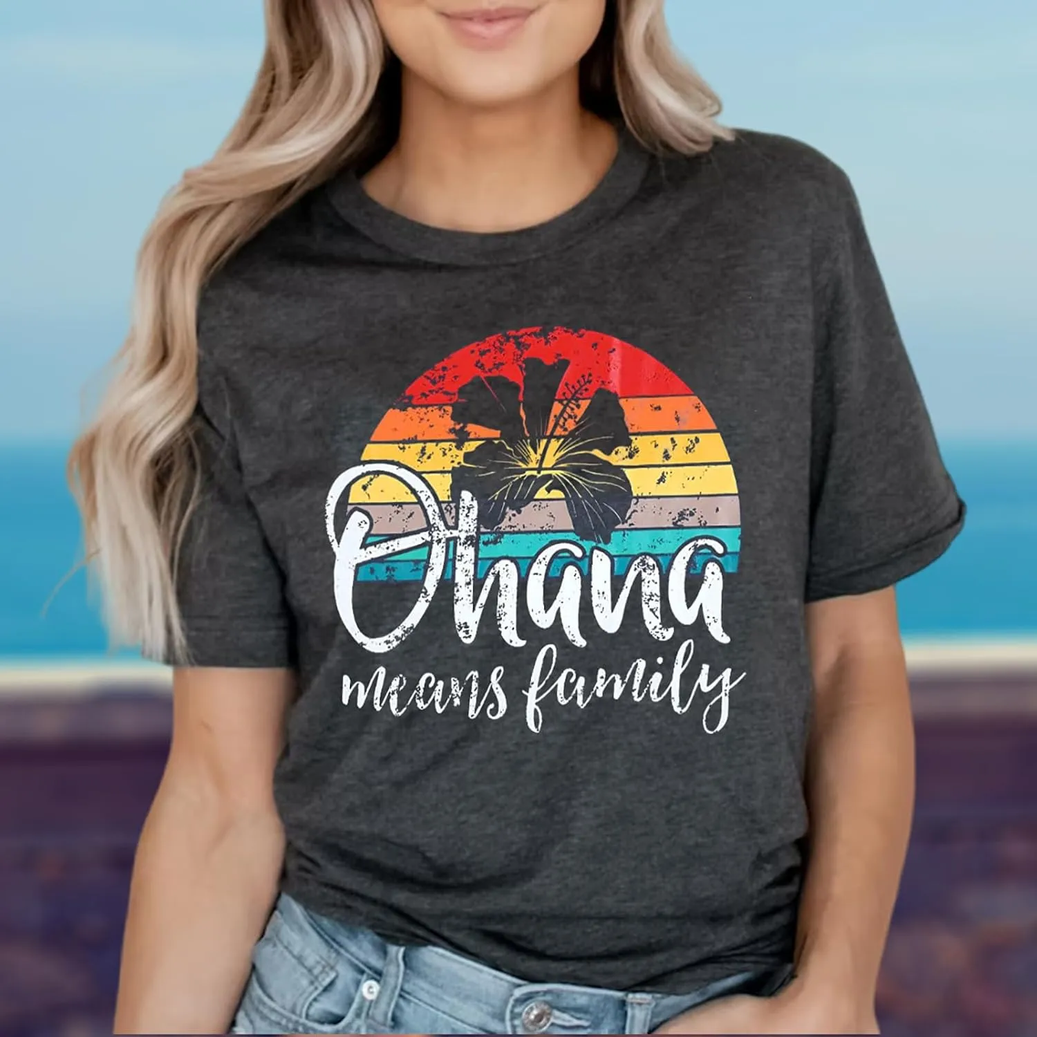 Hawaiian Shirts for Women Palm Trees Graphic Tees Summer Beach Vacation Tops Short Sleeve Casual Tshirt