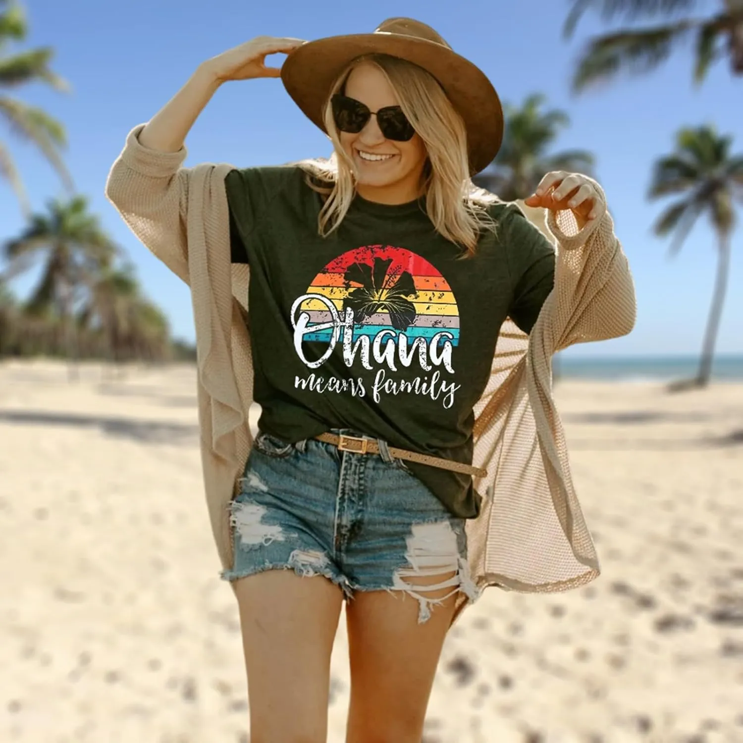 Hawaiian Shirts for Women Palm Trees Graphic Tees Summer Beach Vacation Tops Short Sleeve Casual Tshirt
