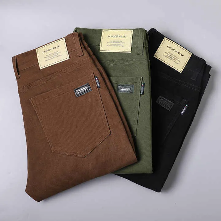Jeans . جينز