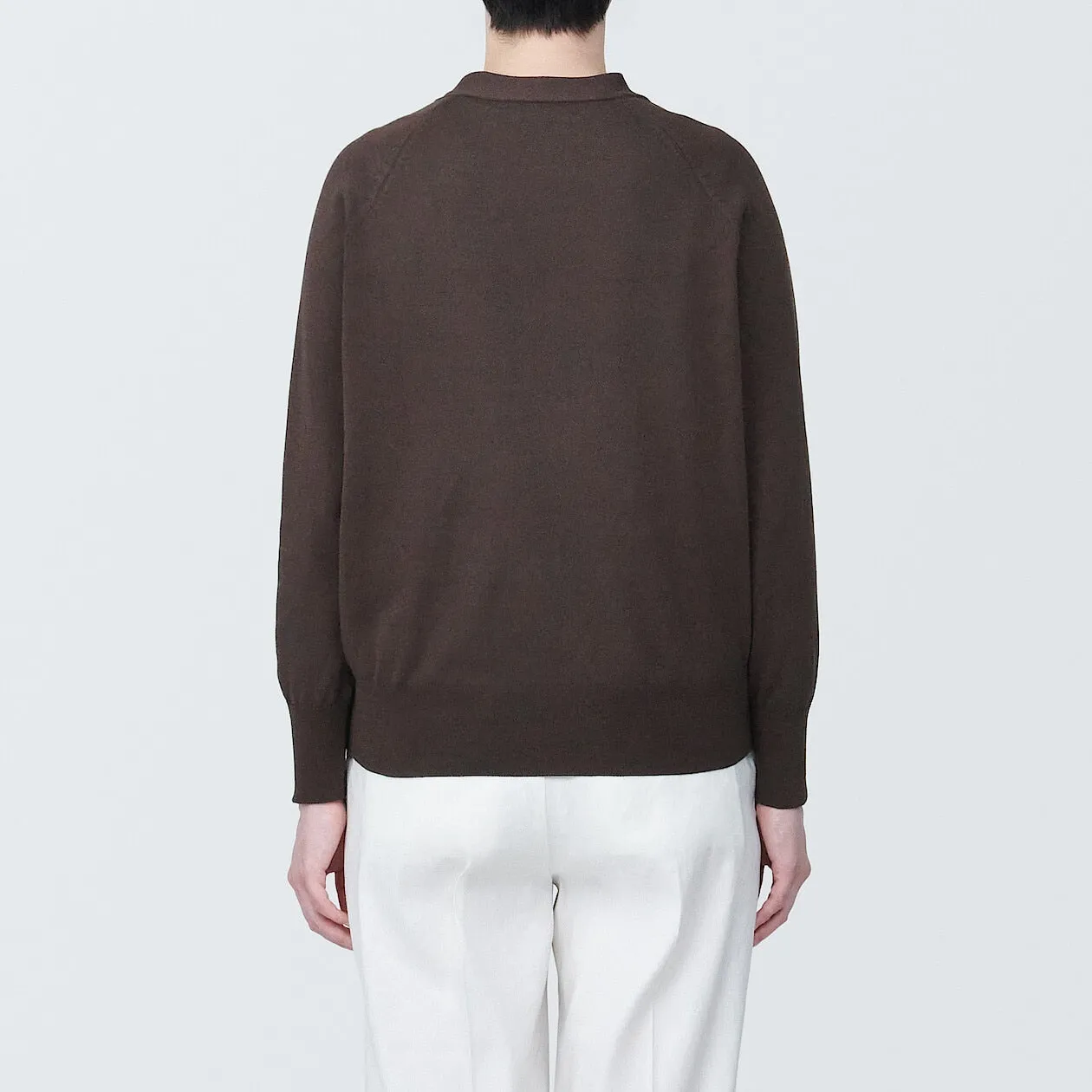 Shape-Keeping V-Neck Wide Cardigan