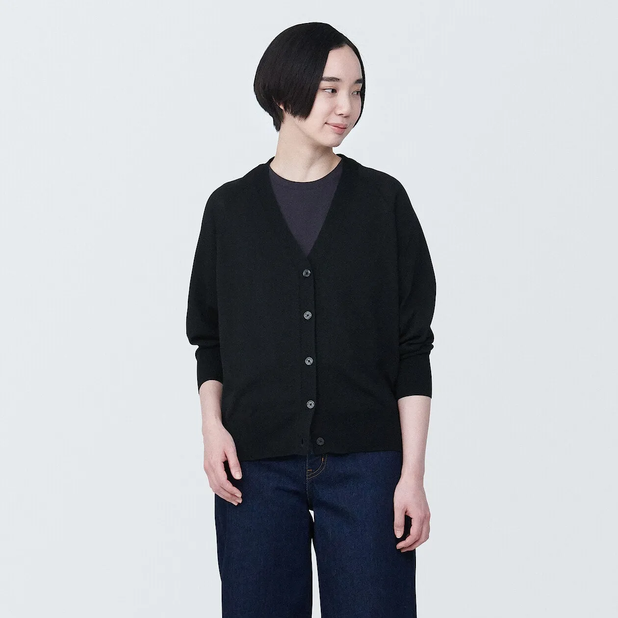 Shape-Keeping V-Neck Wide Cardigan