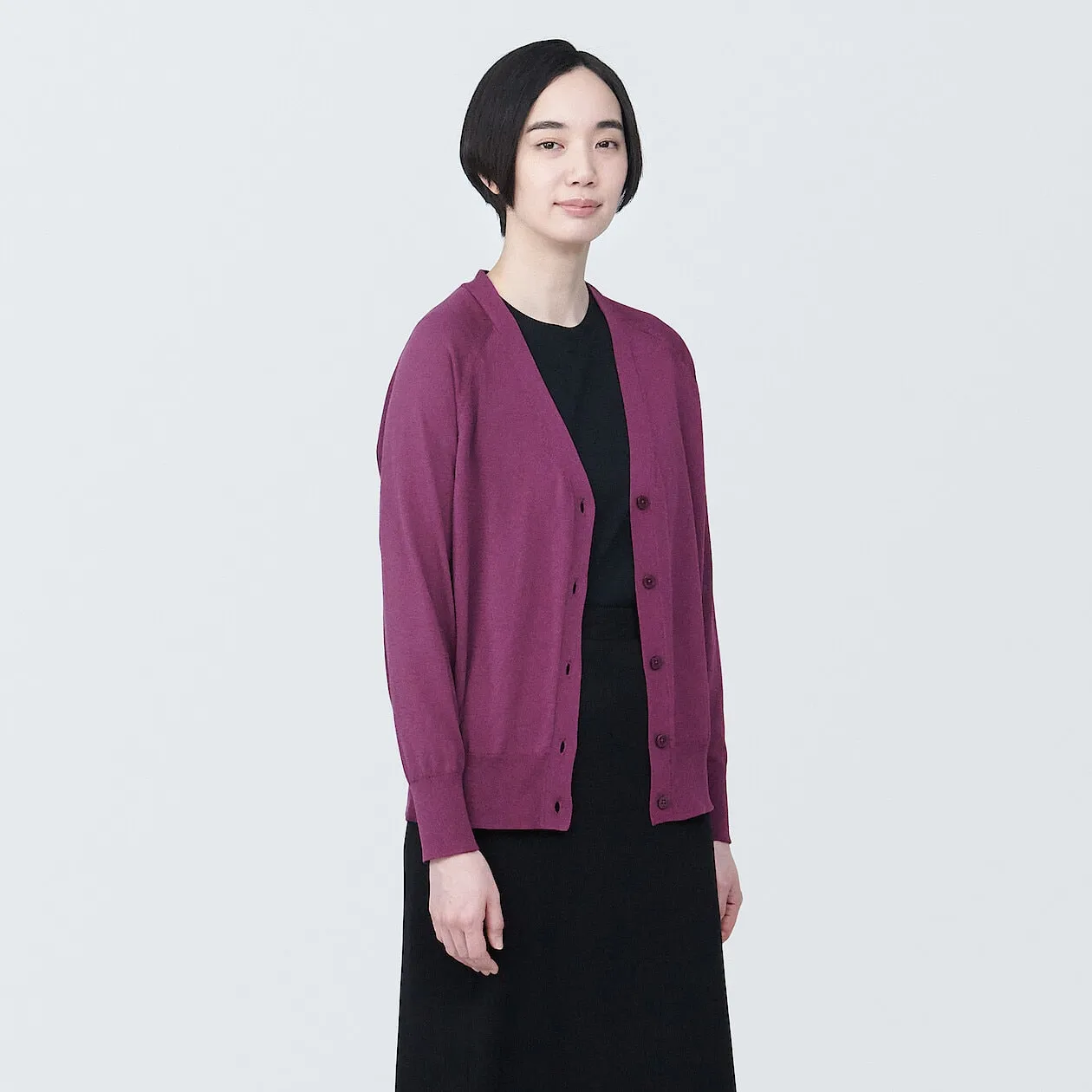 Shape-Keeping V-Neck Wide Cardigan