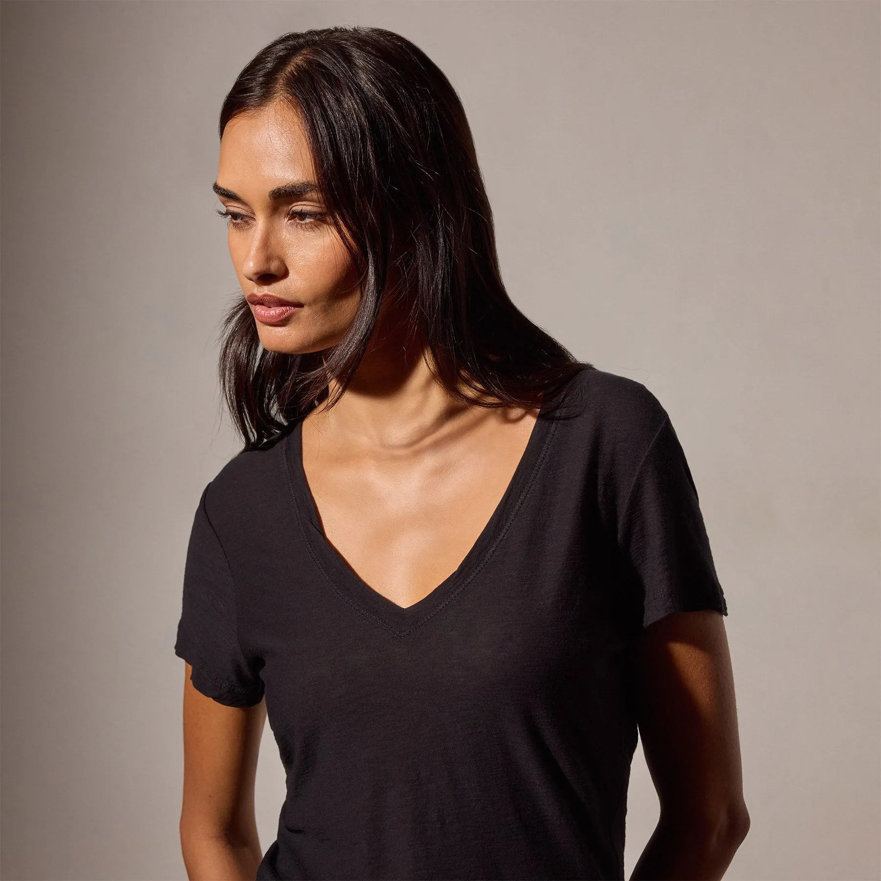 Sheer Slub Casual V Neck - Black