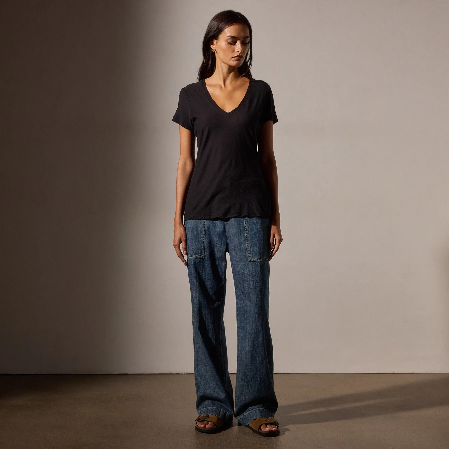 Sheer Slub Casual V Neck - Black
