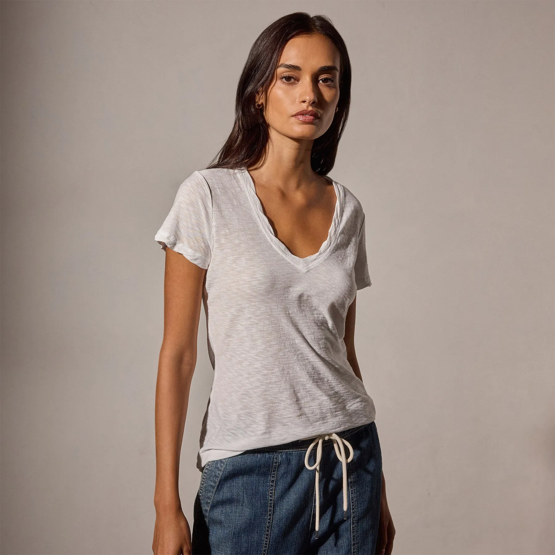 Sheer Slub Casual V Neck - White