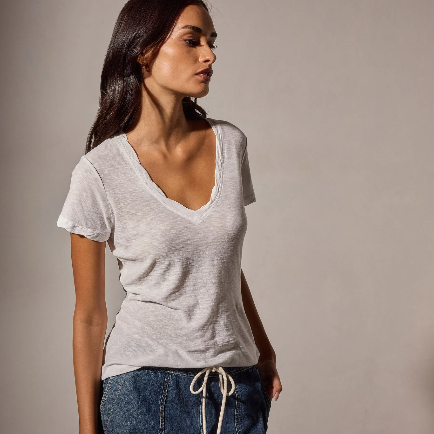 Sheer Slub Casual V Neck - White