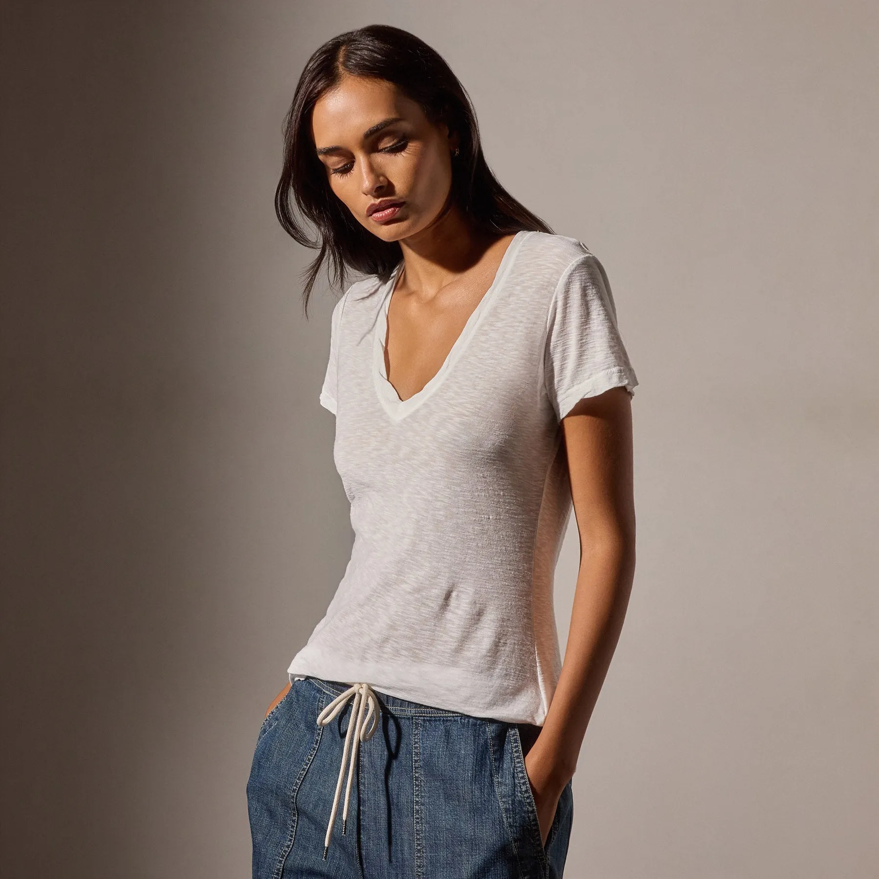 Sheer Slub Casual V Neck - White